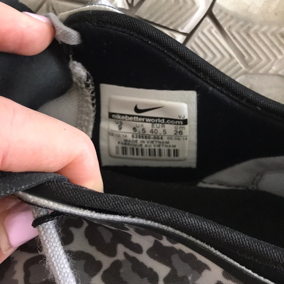 Leopard print size 9 Nike - Picture 5 of 5